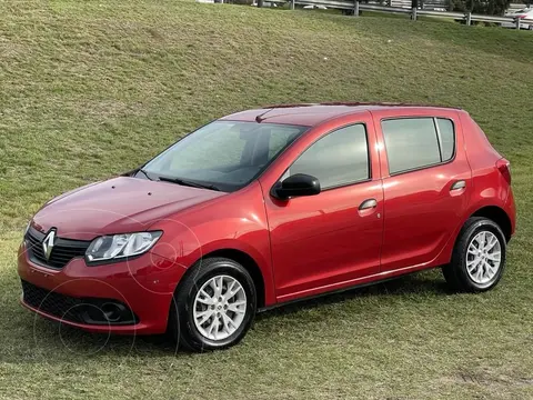 Renault Sandero 1.6 Intens usado (2022) color Rojo Fuego financiado en cuotas(anticipo $2.500.000 cuotas desde $200.000)