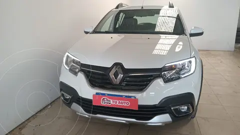 Renault Sandero 1.6 Intens usado (2020) color Blanco precio $8.980.000