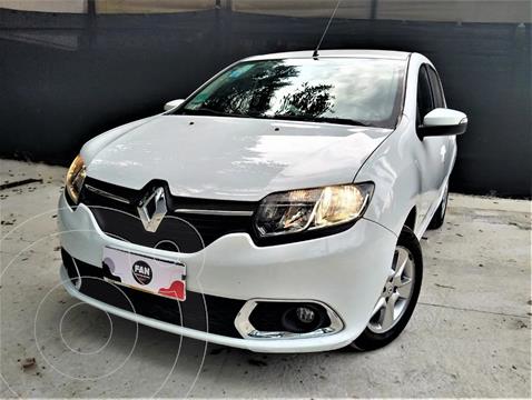 foto Renault Sandero 1.6 16V Privilege usado (2016) color Blanco precio $1.320.000