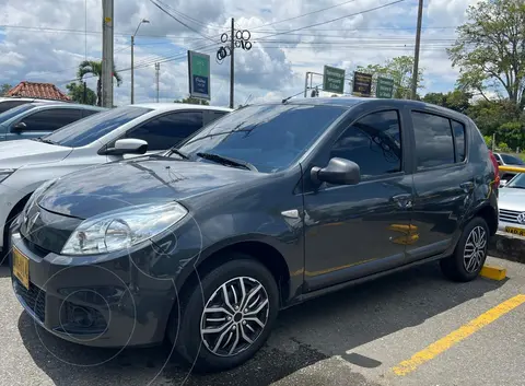 Renault Sandero 1.6 Expression Mec 5P usado (2015) color Gris precio $31.000.000