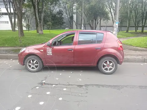 Renault Sandero Authentique usado (2012) color Rojo Pavot precio $25.000.000