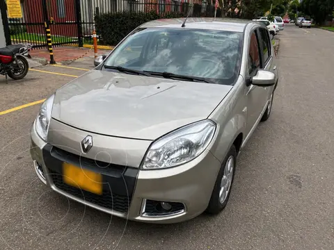 Renault Sandero Dynamique usado (2016) color Gris precio $35.000.000