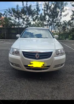 foto Renault Scala 1.6L Aut usado (2011) color Blanco Perla precio $26.000.000