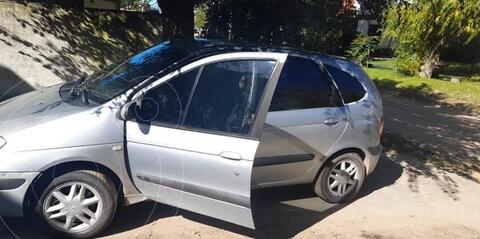 foto Renault Scénic 1.6 Confort usado (2008) color Gris precio $650.000