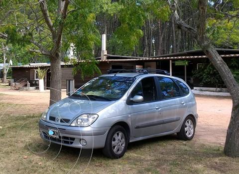 foto Renault Scénic 1.9 DSL Privilege usado (2005) color Gris precio $550.000