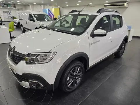 Renault Stepway 1.6 Intens nuevo color Blanco Glaciar precio $27.050.000