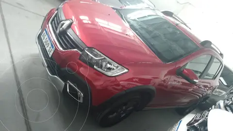 Renault Stepway 1.6 Intens usado (2024) color Rojo Fuego precio $24.000.000