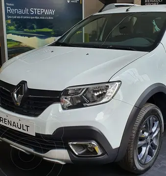Renault Stepway 1.6 Intens nuevo color Blanco precio $8.390.000