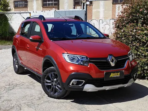 Renault Stepway 1.6 Intens usado (2022) color Rojo financiado en cuotas(anticipo $11.000.000)