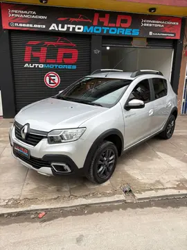 Renault Stepway 1.6 Intens usado (2020) color Gris precio $18.500.000