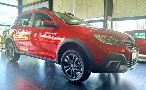 Renault Stepway 1.6 Zen nuevo color Rojo Fuego precio $3.950.000