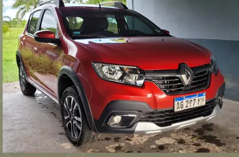 Renault Stepway 1.6 Intens CVT usado (2023) color Rojo precio $23.000.000