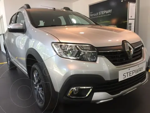 Renault Stepway 1.6 Zen nuevo color Plata financiado en cuotas(anticipo $6.977.500 cuotas desde $277.777)