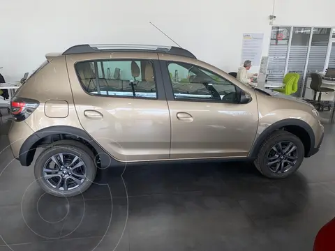 Renault Stepway 1.6 Intens CVT nuevo color Beige precio $12.500.000