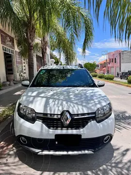 Renault Stepway Intens usado (2019) color Blanco Alaska precio $230,000