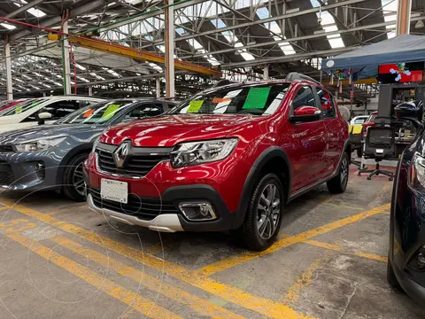 Renault Stepway Intens Aut usado (2023) color Rojo Fuego financiado en mensualidades(enganche $63,700 mensualidades desde $5,800)