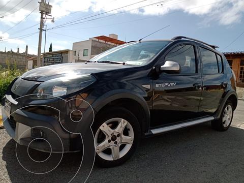 Renault Stepway Dynamique usado (2015) color Negro precio $90,000