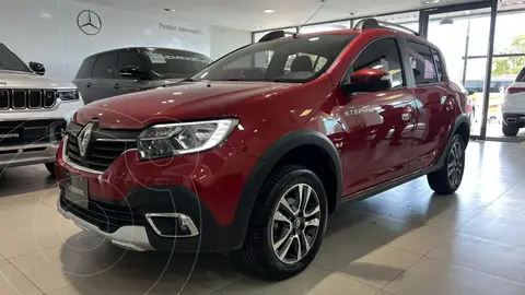 Renault Stepway Intens usado (2022) color Rojo Fuego precio $260,000