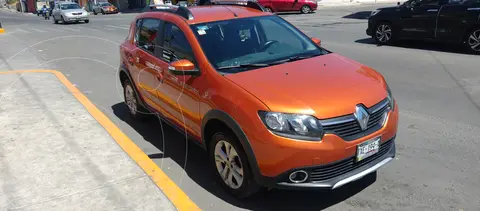 Renault Stepway Zen usado (2019) color Naranja precio $190,000