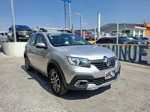 Renault Stepway Intens usado (2023) color Gris precio $255,000