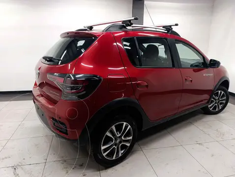 Renault Stepway Intens Aut usado (2023) color Rojo financiado en mensualidades(enganche $59,400 mensualidades desde $5,860)