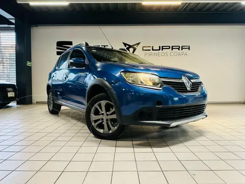 Renault Stepway Intens usado (2019) color Azul financiado en mensualidades(enganche $32,000 mensualidades desde $3,816)