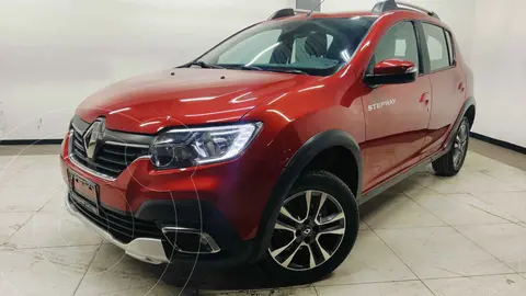 Renault Stepway Intens Aut usado (2022) color Rojo financiado en mensualidades(enganche $73,575 mensualidades desde $8,103)