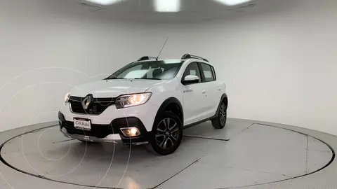 Renault Stepway Intens Aut usado (2023) color Blanco Glaciar precio $295,000