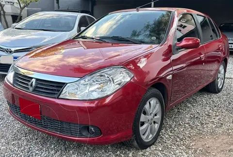 Renault Symbol 1.6 Luxe usado (2010) color Rojo Vivo precio $10.800.000