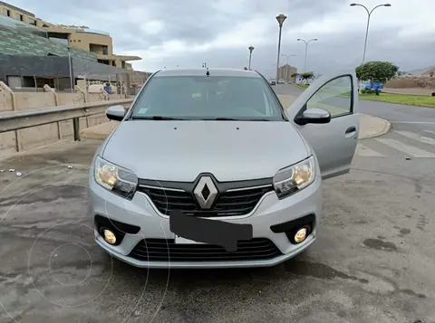 Renault Symbol Zen usado (2021) color Gris precio $7.500.000