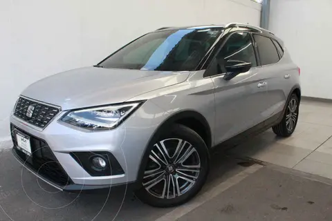 foto SEAT Arona Xcellence usado (2019) color Plata precio $375,000