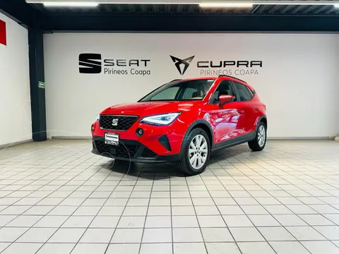 foto SEAT Arona Xperience usado (2023) color Rojo precio $395,000