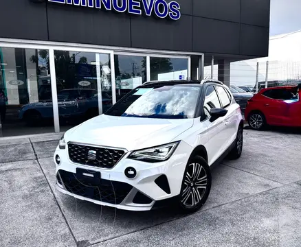 SEAT Arona Xperience usado (2024) color Blanco precio $359,000