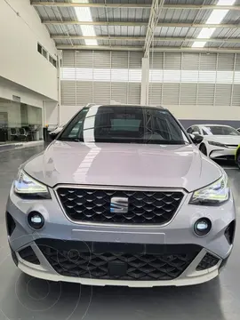 SEAT Arona Xperience usado (2023) color Plata precio $319,900