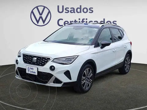 SEAT Arona Xperience usado (2024) color Blanco financiado en mensualidades(enganche $99,708 mensualidades desde $7,628)