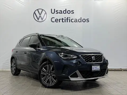 SEAT Arona Xperience usado (2023) color Gris financiado en mensualidades(enganche $103,278 mensualidades desde $9,416)