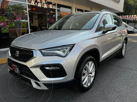 SEAT Ateca Style usado (2024) color plateado financiado en mensualidades(enganche $115,812 mensualidades desde $8,856)