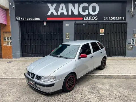 SEAT Ibiza IBIZA 1.4 5 PTAS AA usado (2000) color yellow precio $4.000.000