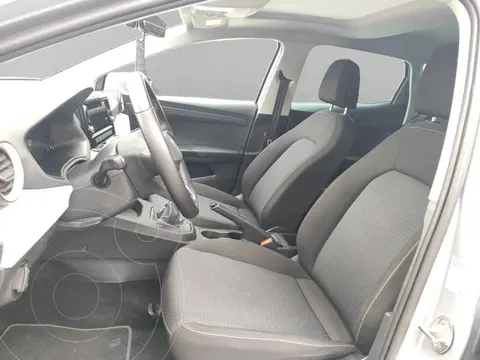 SEAT Ibiza 1.6L Style usado (2024) color Plata financiado en mensualidades(enganche $84,720 mensualidades desde $6,481)