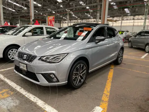 SEAT Ibiza 1.6L Xcellence usado (2023) color Plata Urbano financiado en mensualidades(enganche $82,000 mensualidades desde $8,700)