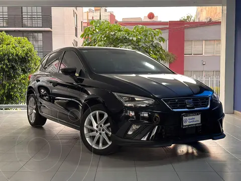 SEAT Ibiza 1.6L FR usado (2024) color Negro precio $379,000