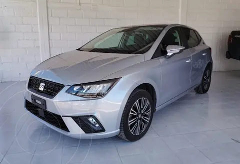 SEAT Ibiza 1.6L Style usado (2024) color plateado precio $334,900