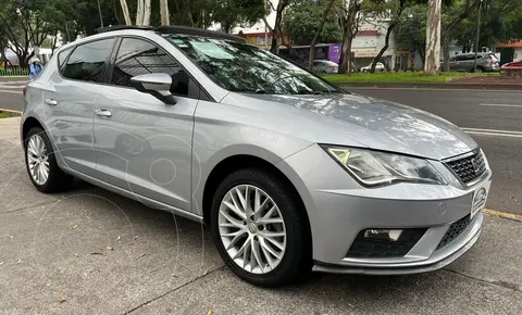 SEAT Leon Style usado (2020) color Gris precio $292,000