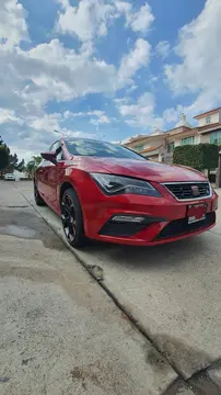 SEAT Leon FR 1.8T  180 HP DSG usado (2018) color Rojo precio $280,000