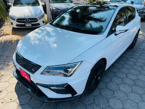 SEAT Leon FR DSG usado (2020) color Blanco financiado en mensualidades(enganche $74,981 mensualidades desde $6,660)