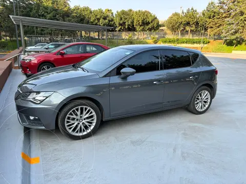 SEAT Leon Style 1.4T 150HP usado (2018) color Gris precio $275,000