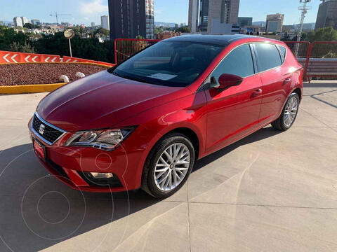 SEAT Leon Style usado (2020) color Rojo financiado en mensualidades(enganche $88,301 mensualidades desde $12,006)