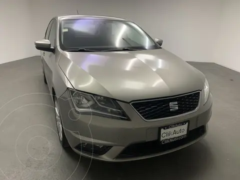 foto SEAT Toledo Style DSG usado (2016) color Dorado precio $227,269