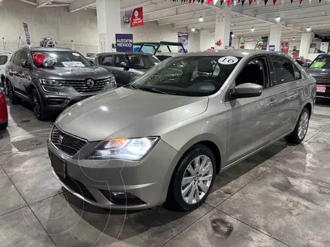 SEAT Toledo Style usado (2016) color Dorado precio $190,000
