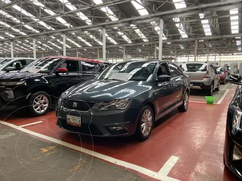 SEAT Toledo Reference usado (2019) color Azul Denim financiado en mensualidades(enganche $55,000 mensualidades desde $5,900)